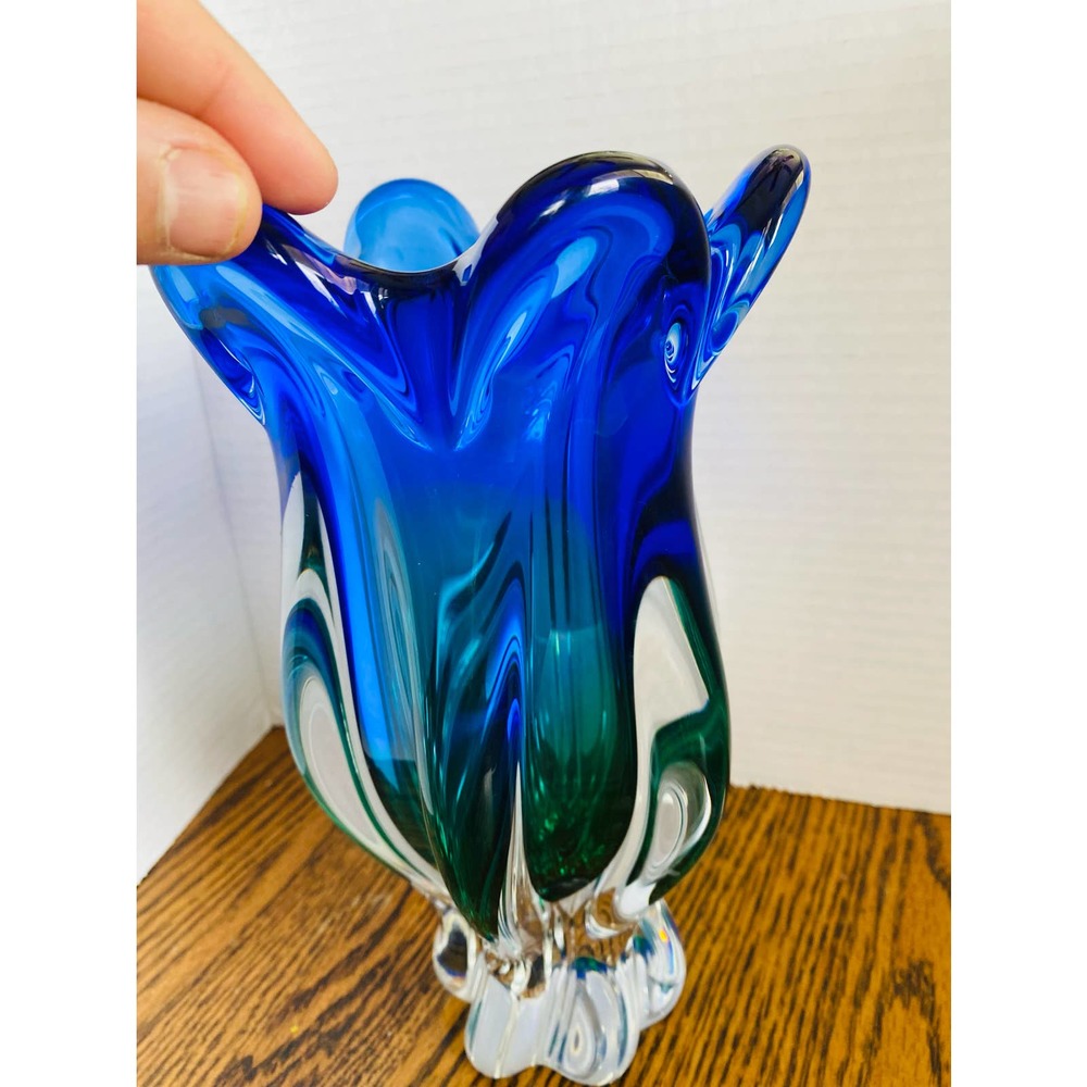 Royal gallery made in Poland vase